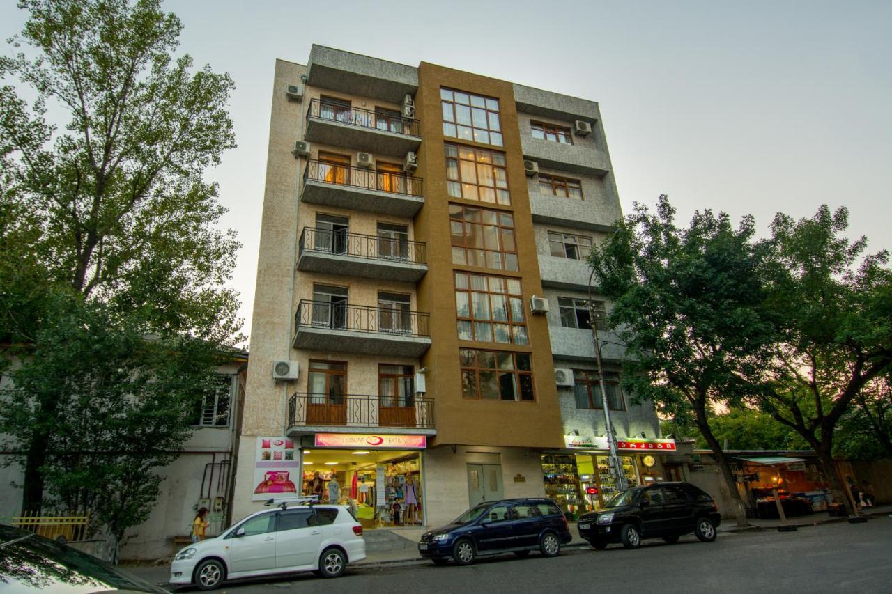Mg Apartments In Tbilisi Exterior photo